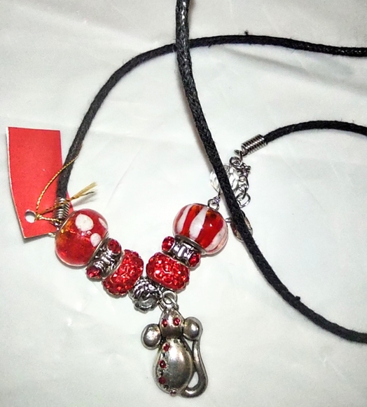 Not a creature was stirring, not even a mouse... - Picture 5 of 6